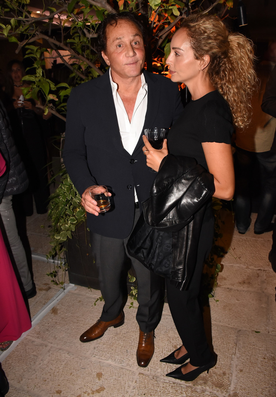 נישוקים וחיבוקים. מירי בוהדנה ובבו קובו (צילום: אביב חופי)