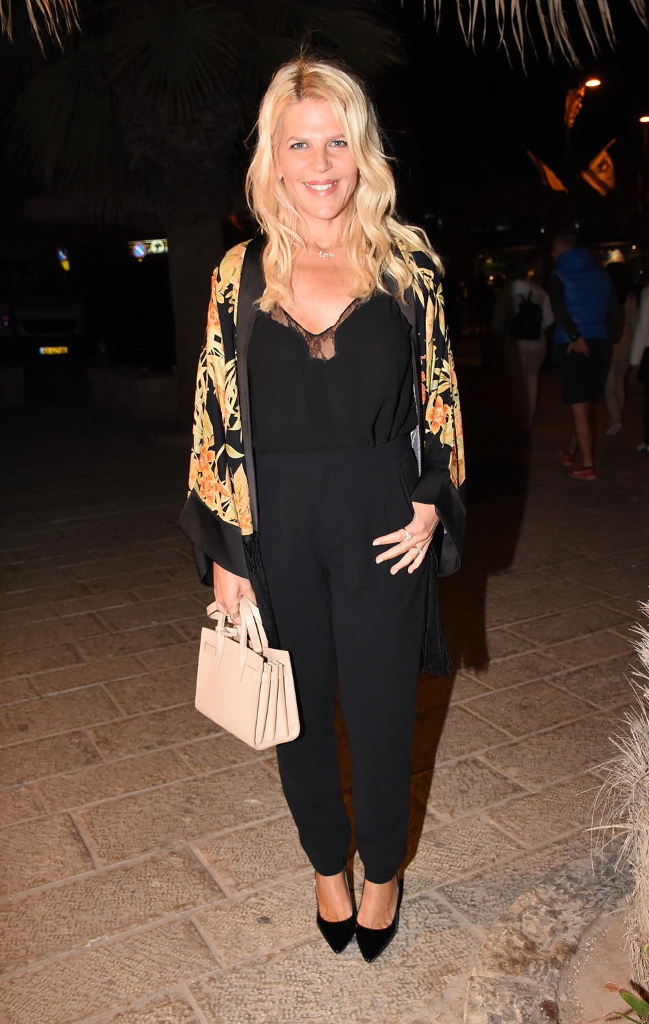 הגיחה לבקר. סנדרה רינגלר