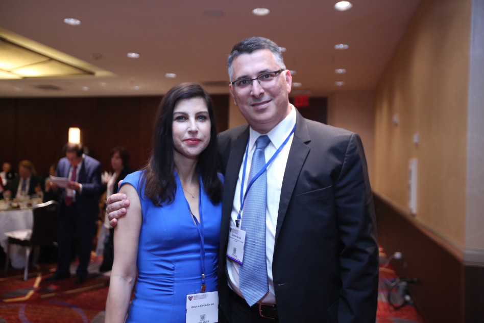 גדעון סער וגאולה אבן