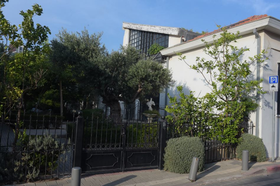 הבית החדש (צילום: אבשלום ששוני)