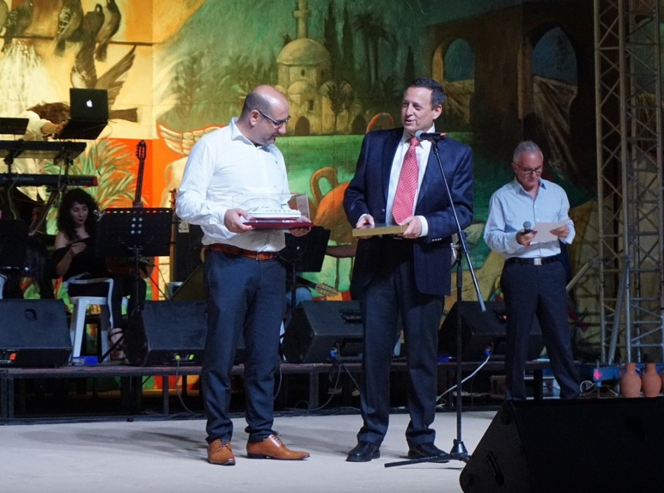 אנדראס ויראס ומשה מנו (צילום: Vangelis Kountouris)