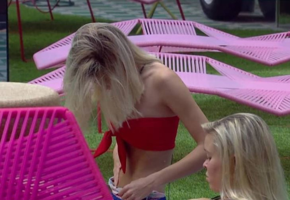 אנחנו לא היינו מסתירים את הגוף הזה! מריה דומרק (צילום מסך)