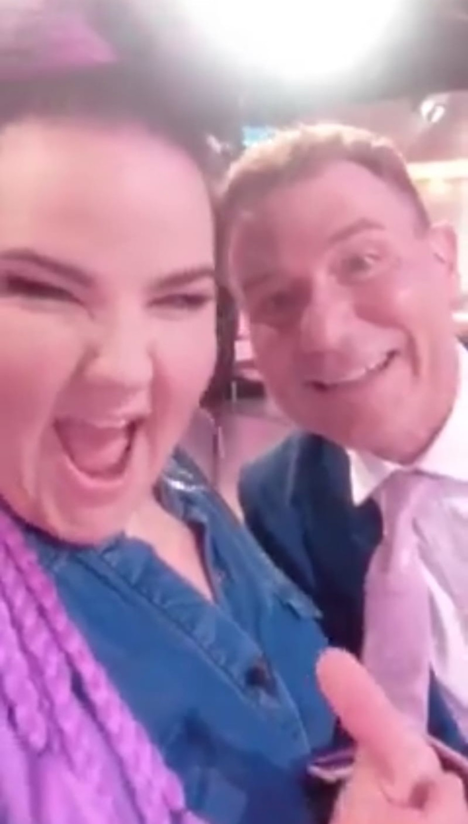 הורסת! נטע ברזילי והמנחה