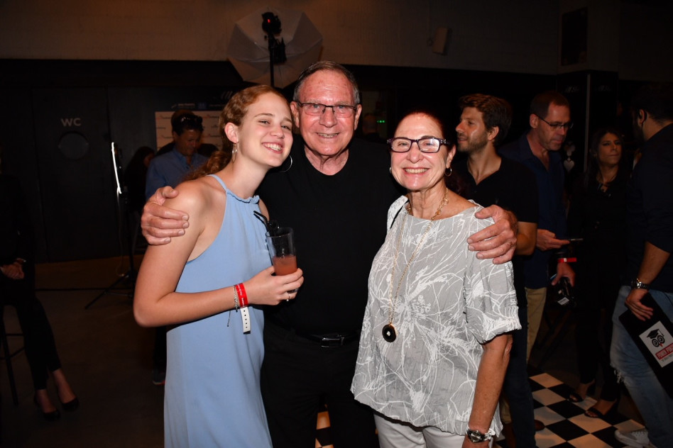 תמי,אורי ושירה סלונים (צילומים: אביב חופי)