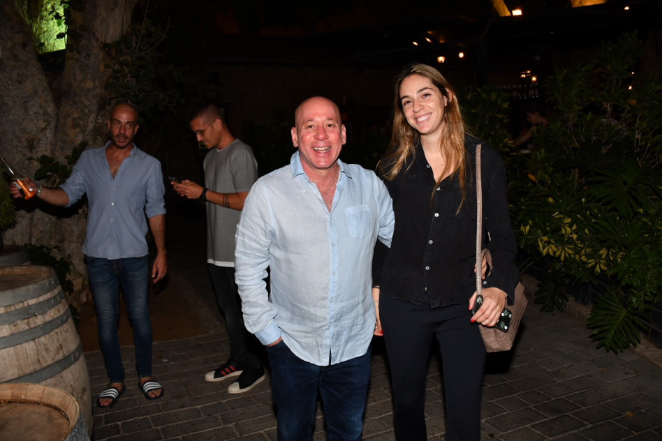 אל ששון וג'ורג'י אקירוב