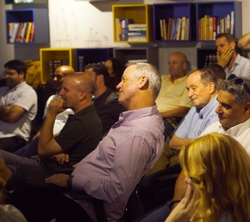 בני גנץ (צילום: גדעון אגז'ה)