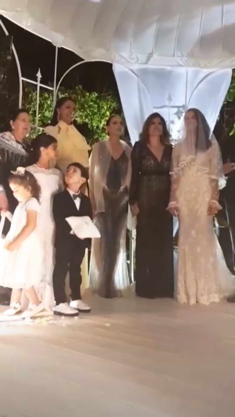 מבט לחופה (צילום: אינסטגרם)