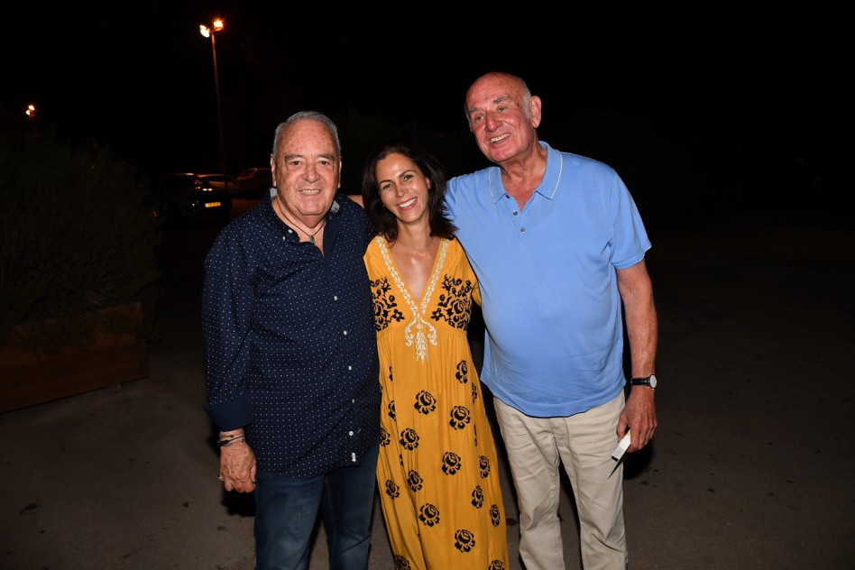 יעקב ואסנת פרי ורוני שטאן