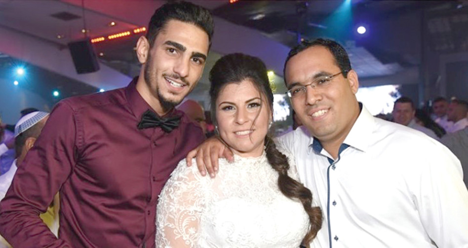 אליאב רחמים עם אחותו ובעלה (צילום פרטי)
