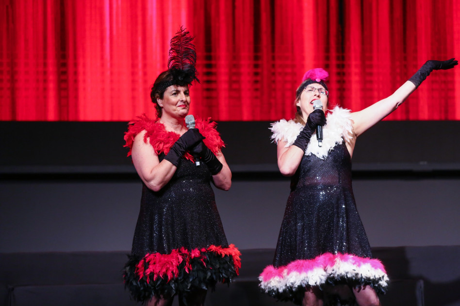 שרון אונגר וטלי שרון (צילום: דרור סיתהכל)