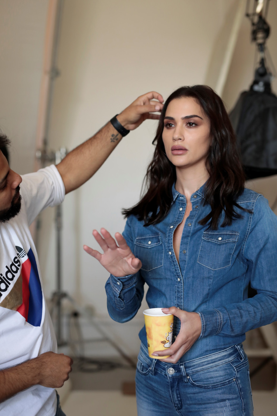 אל תהיו פולנים. שיר אלמליח (צילום: אלכס ליפשיץ)