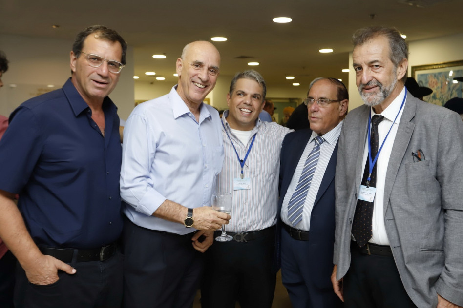 מיכאל דוידסון, אמוץ אליאש, ניתאי אליאש, שלמה נוי ומנשה זילכה (צילום: יוני רייף)