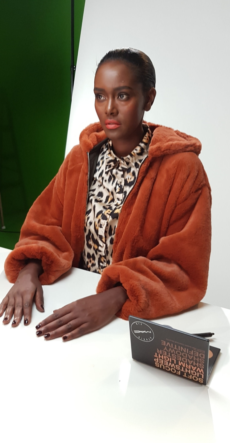 הדפס פראי. טהוניה רובל