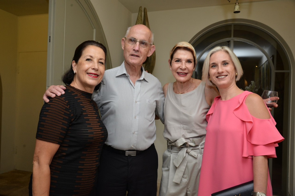 גלית שניידמן, גילה שטיין, שלמה ודפנה גרוס (צילום: תמר מצפי)