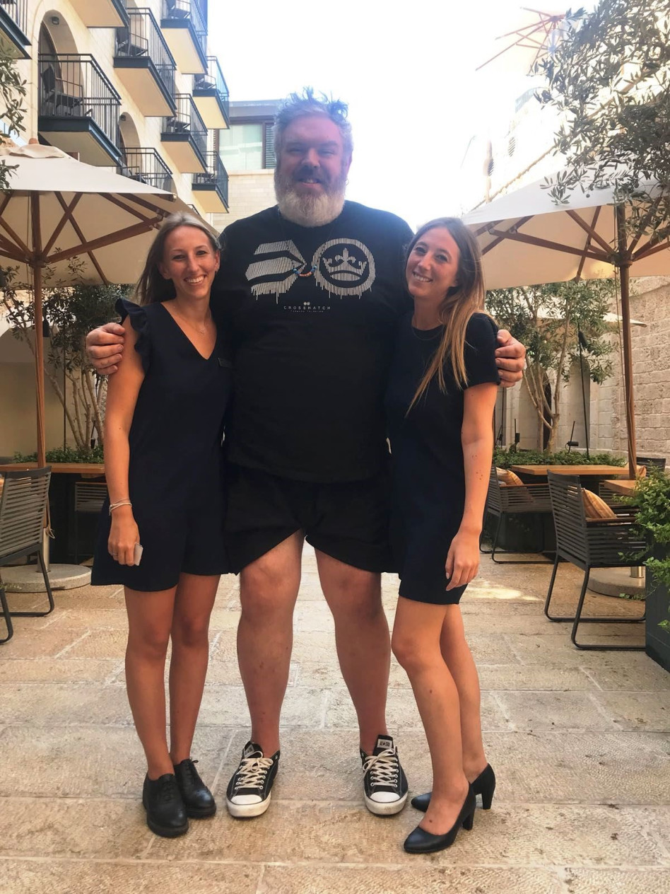 ג'ואנה פאג'ג'ה, כריסטיאן ניירן ואוריאנה פאג'ג'ה (צילום: קרן מני)