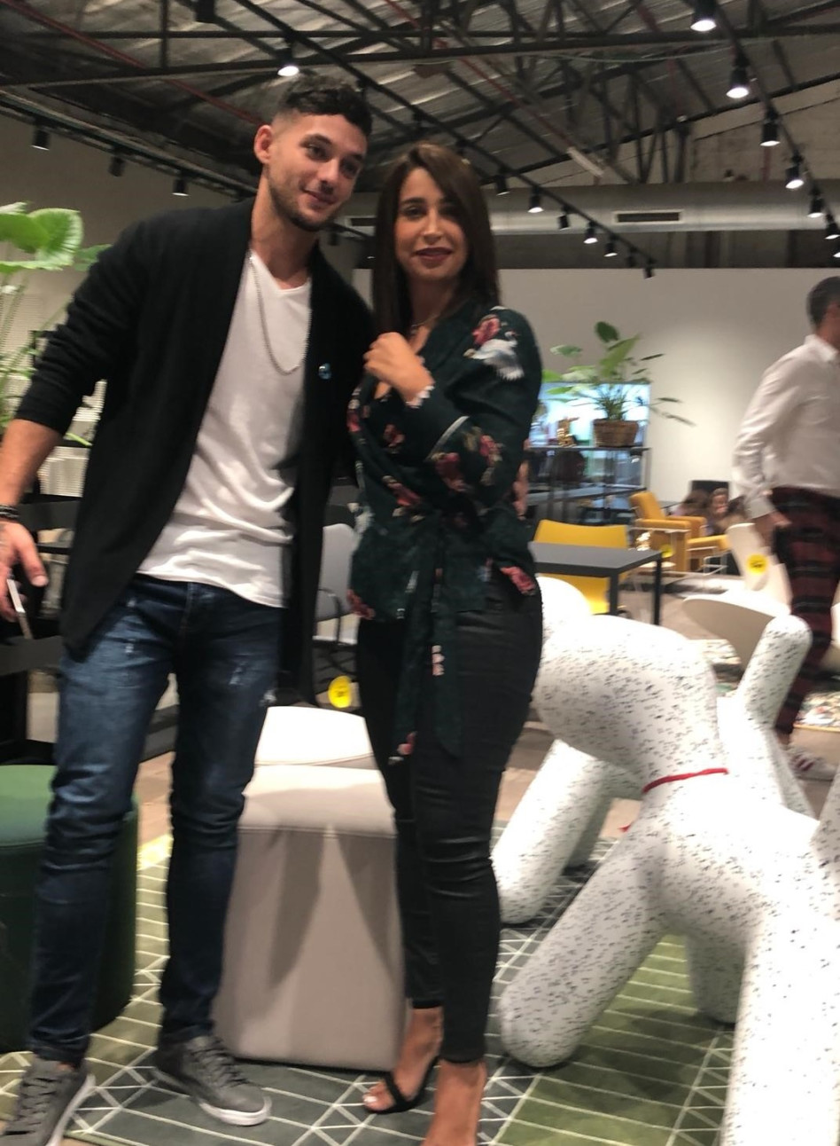 מה תרכשו? מירב ישראל וישראל אוגלבו (צילום: יח"צ טולמנס)