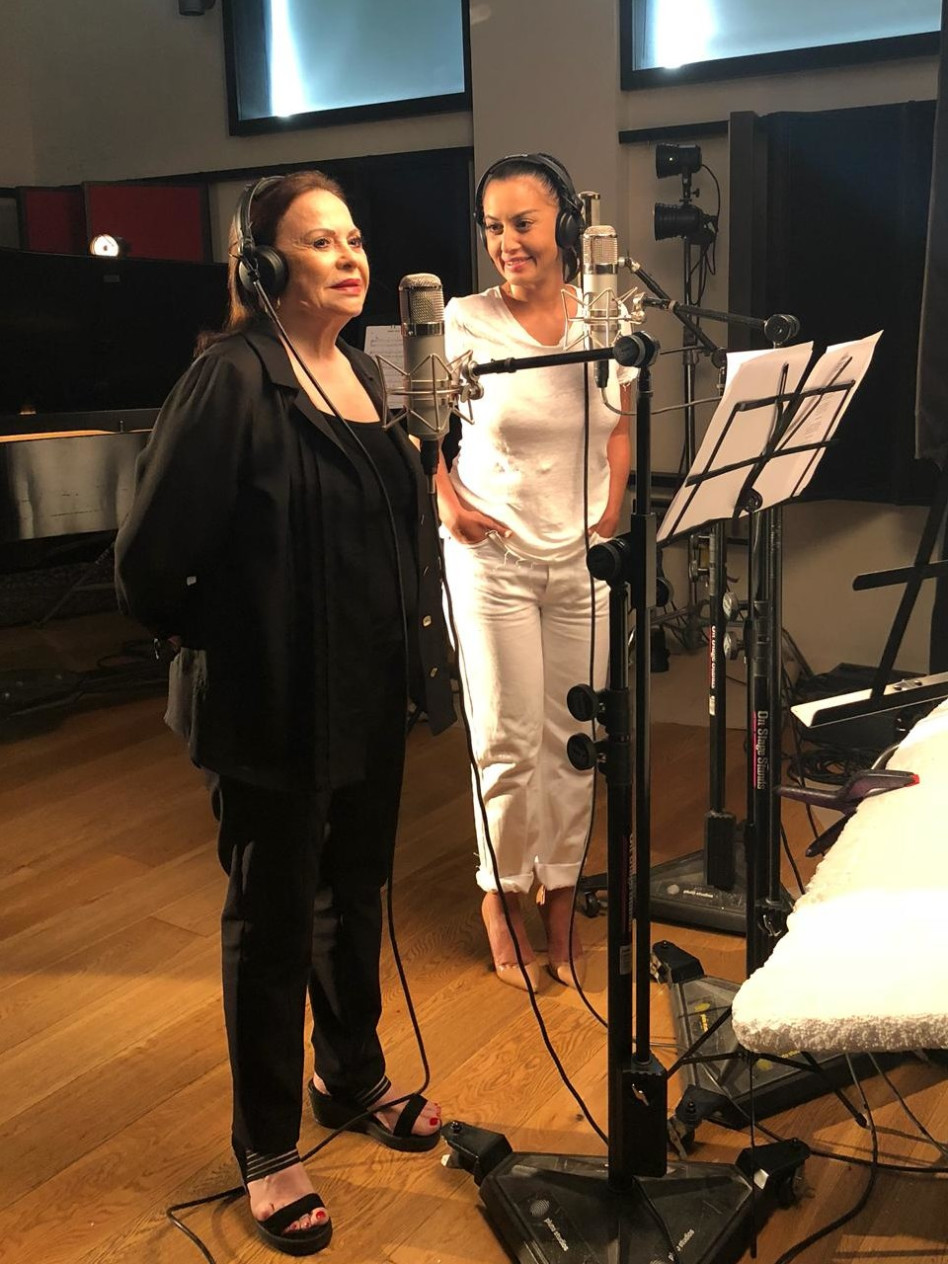 מאיה בוסקילה וגילה אלמגור