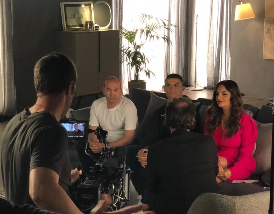 שקט מצלמים. אופירה אסייג, אייל ברקוביץ' וכריסטיאנו רונאלדו (צילום: יח"צ הוט)