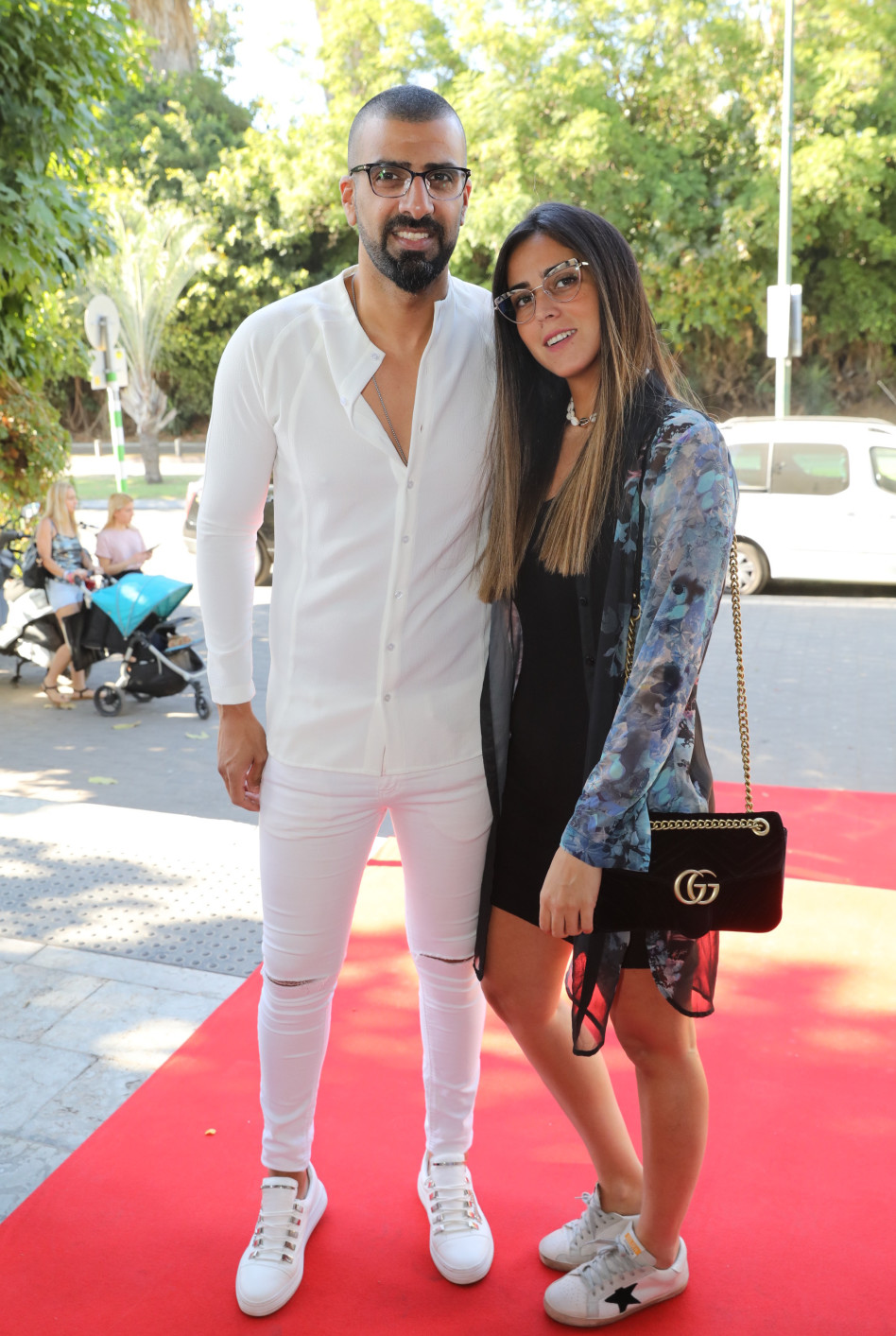 עושה הכל לבד. רגב והלן הוד (צילום: רפי דלויה)