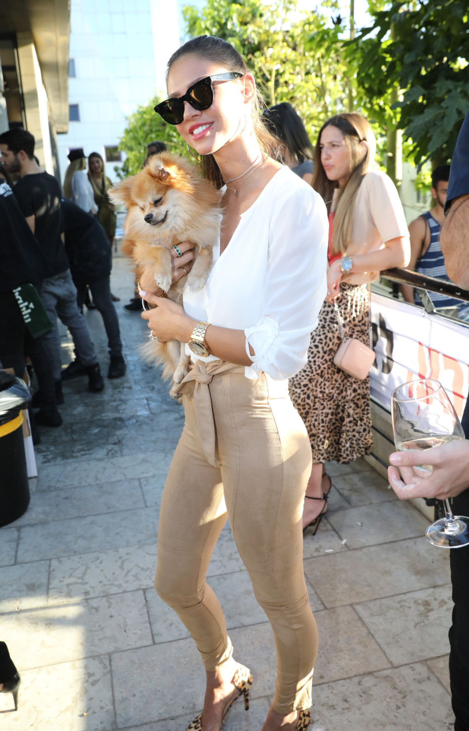 רוסלנה לא מקנאה, היא עסוקה