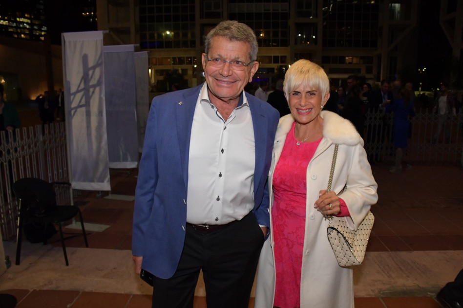 רות ומנחם אורן