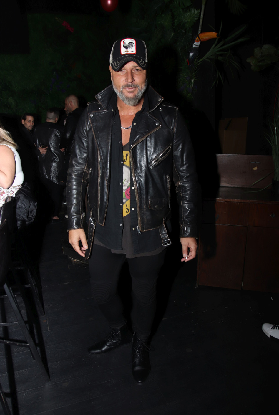 מסתתר? איציק זוהר