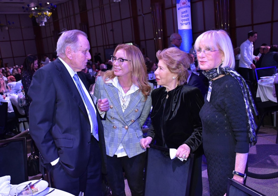 ישראל שטיר, כנה שובל, דרורית ורטהיים, וזלמן שובל