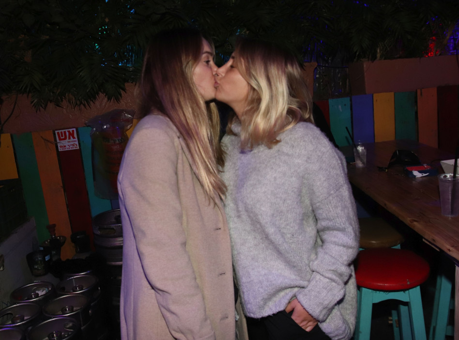 משרבבות שפתיים. מעיין וקסניה טרנטול