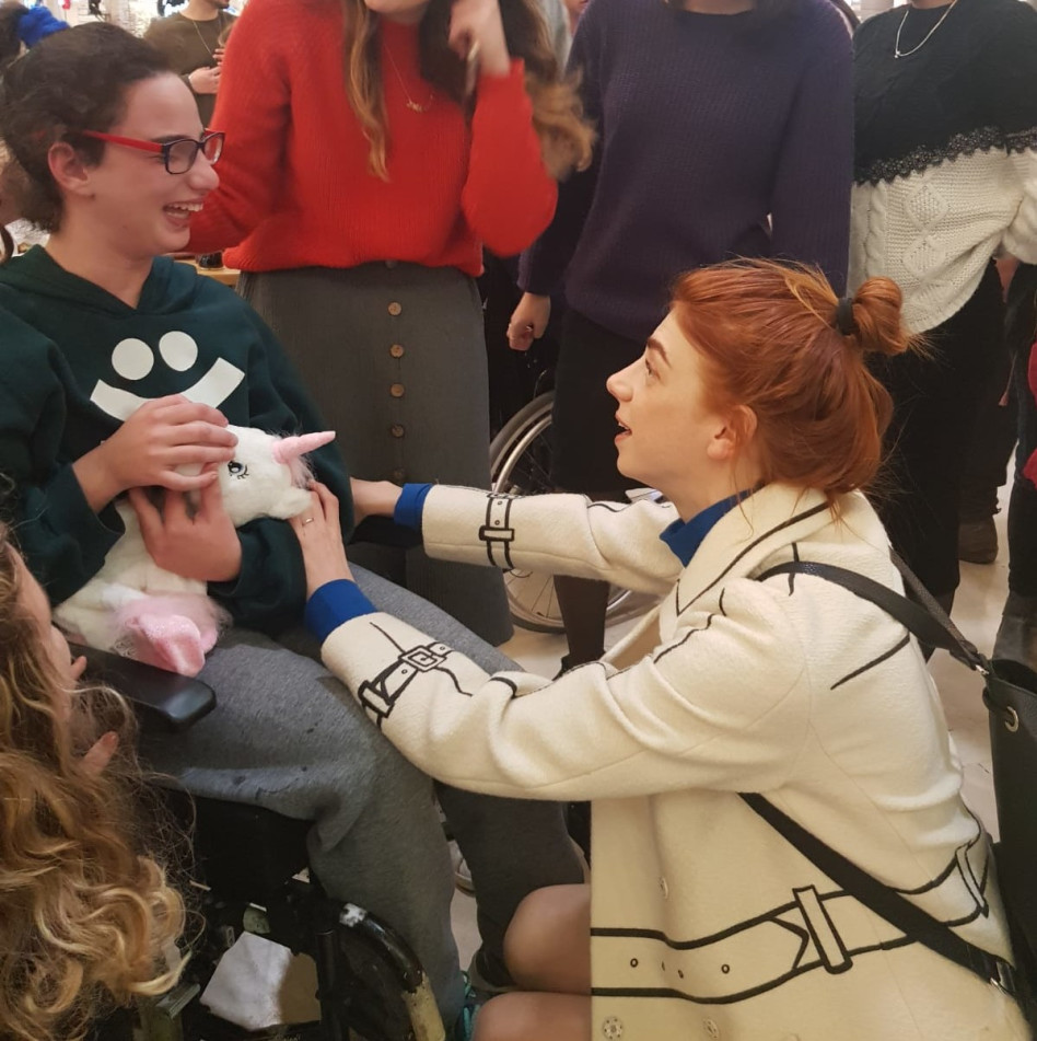 המפגש המרגש. מאיה ורטהיימר וחן סלפטר (צילום: לירון בטיטו)