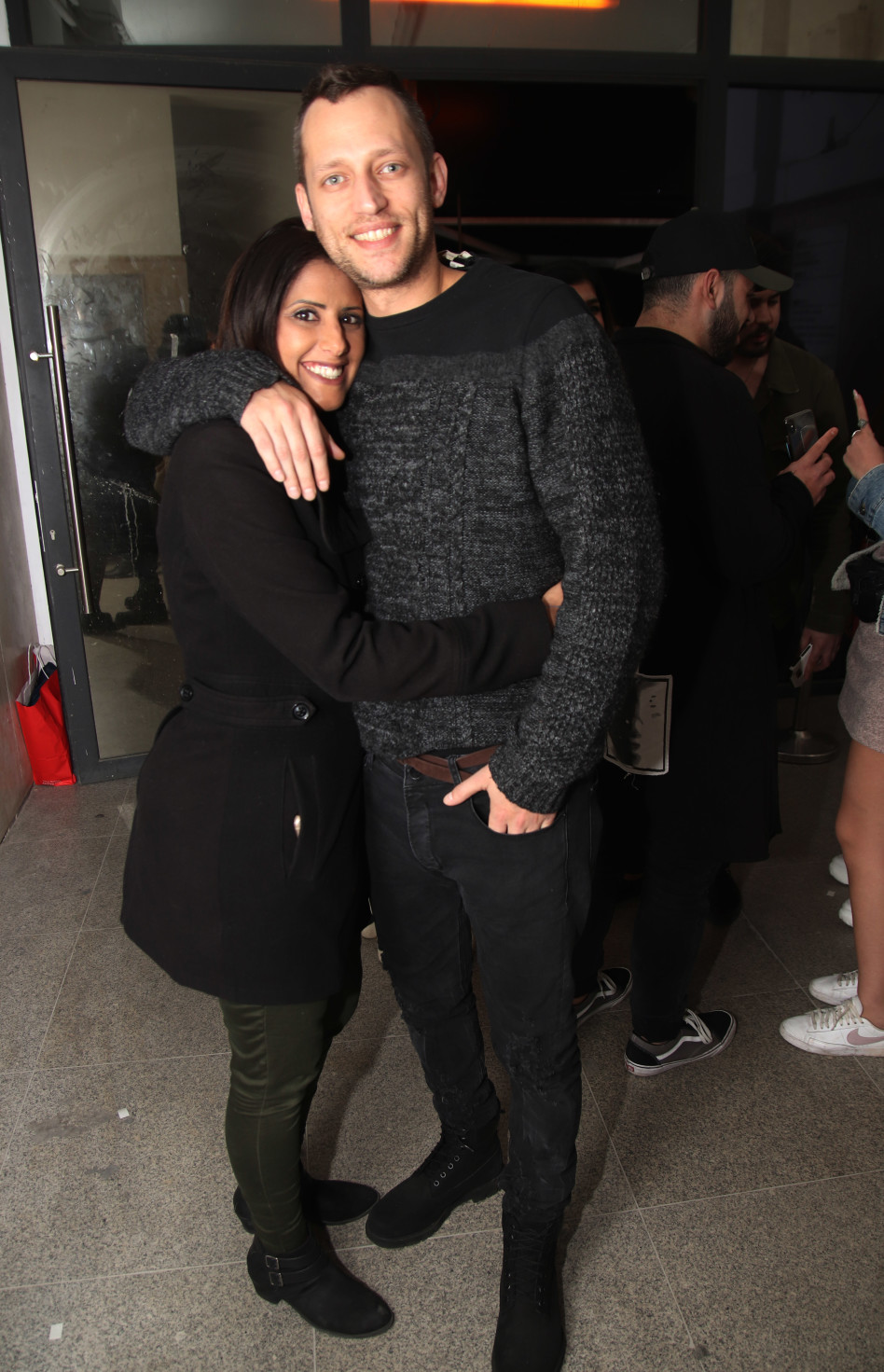 ילד היום הולדת. אלירן תבורי עם אשתו