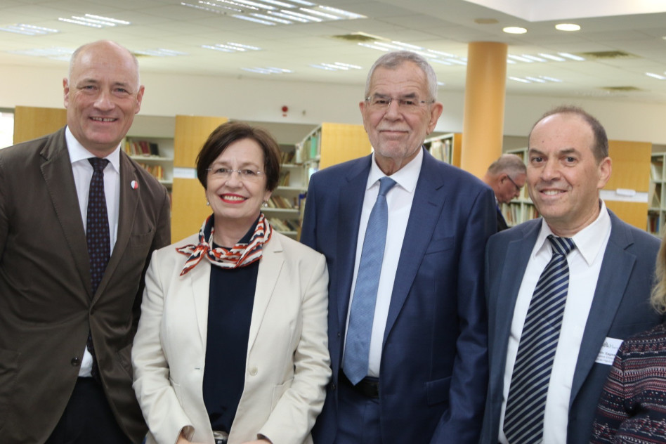 יניב שגיא, אלכסנדר ודוריס ון דֶר בֶלֶן, ומרטין וייס (צילום: ראוף פוגגה)