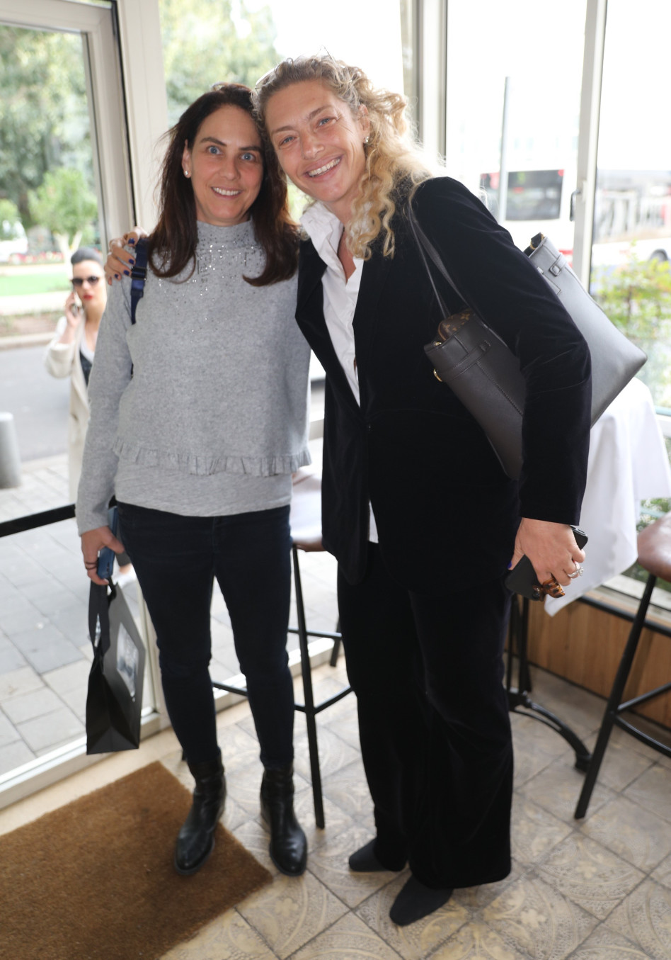 מיכאלה ברקו ונגה אורון