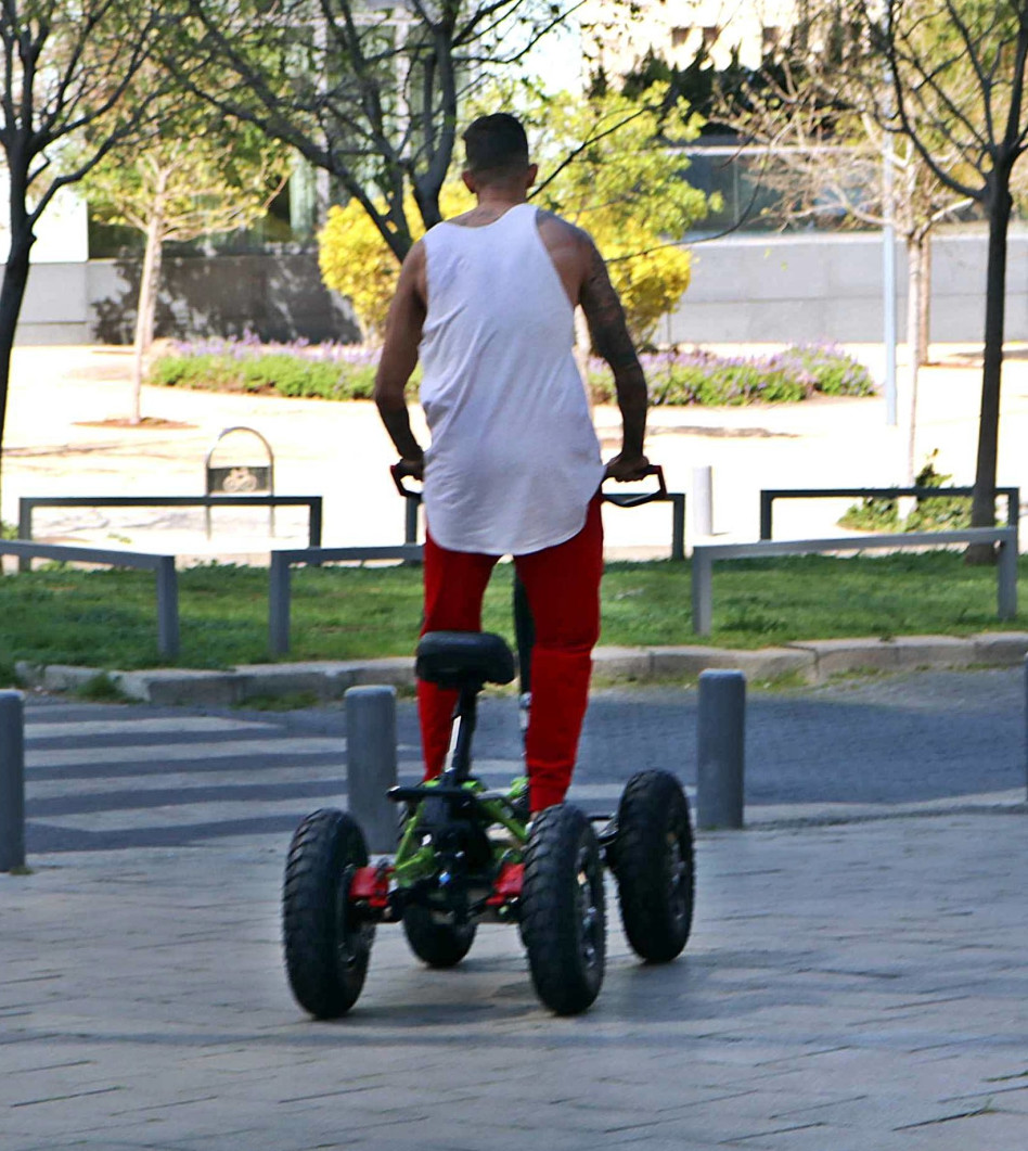 רכב כזה מקבל זכות קדימה?