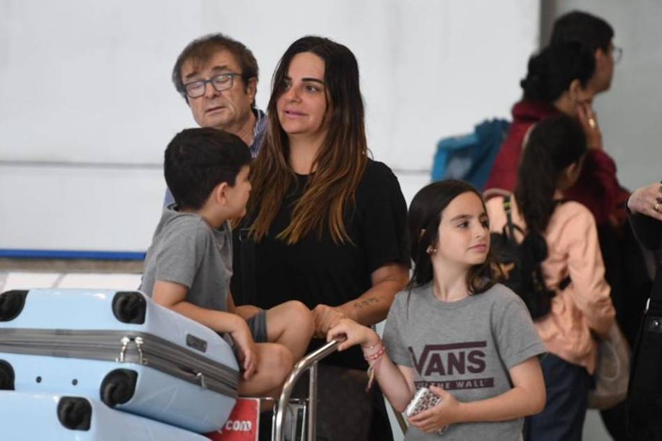 מודים שהתגעגענו! אופירה אסייג, גילי והילדים (צילומים: אבשלום ששוני)