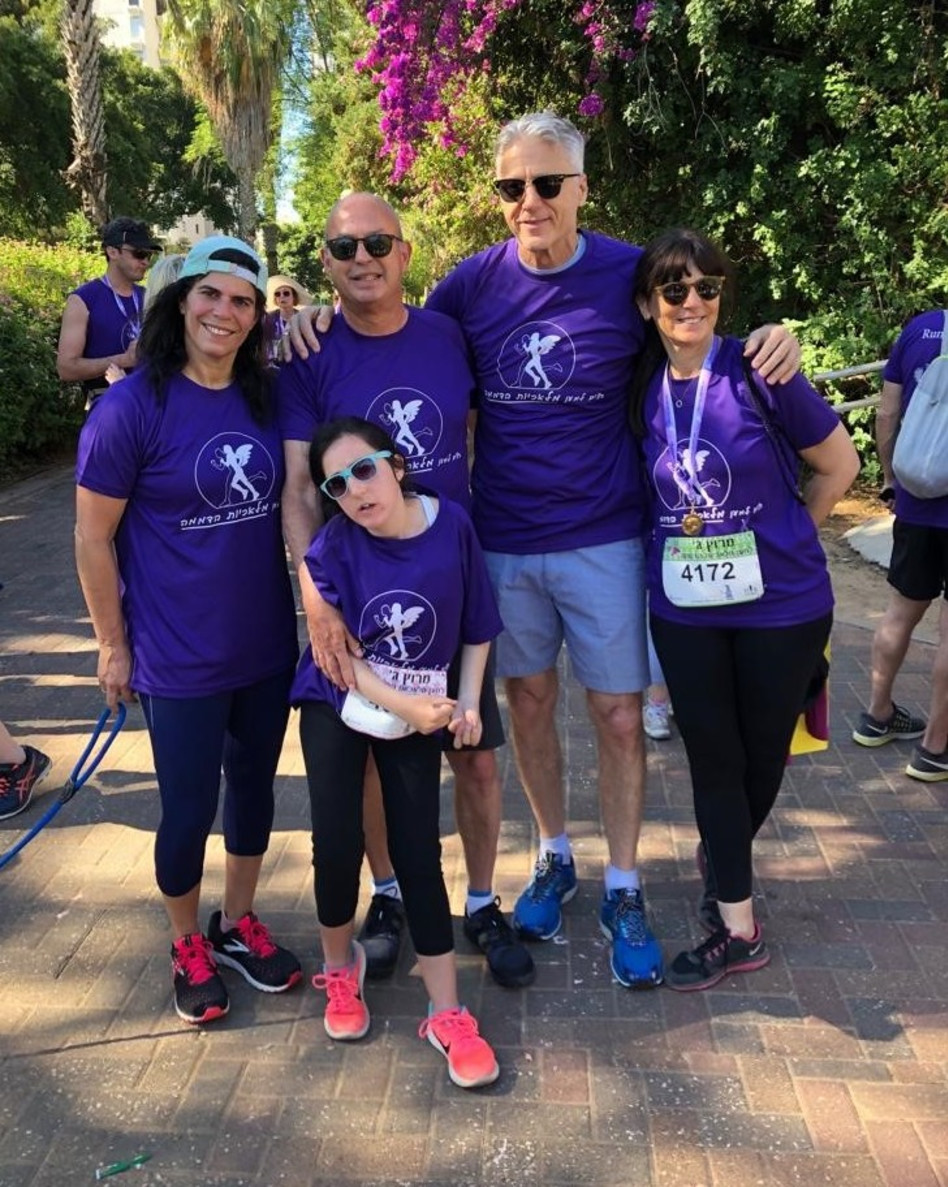 לילית זוסמן, מיקי ברקוביץ', שמוליק זוסמן, הדר זוסמן ויעל ארד (צילום: אילנית אלנבוגן)