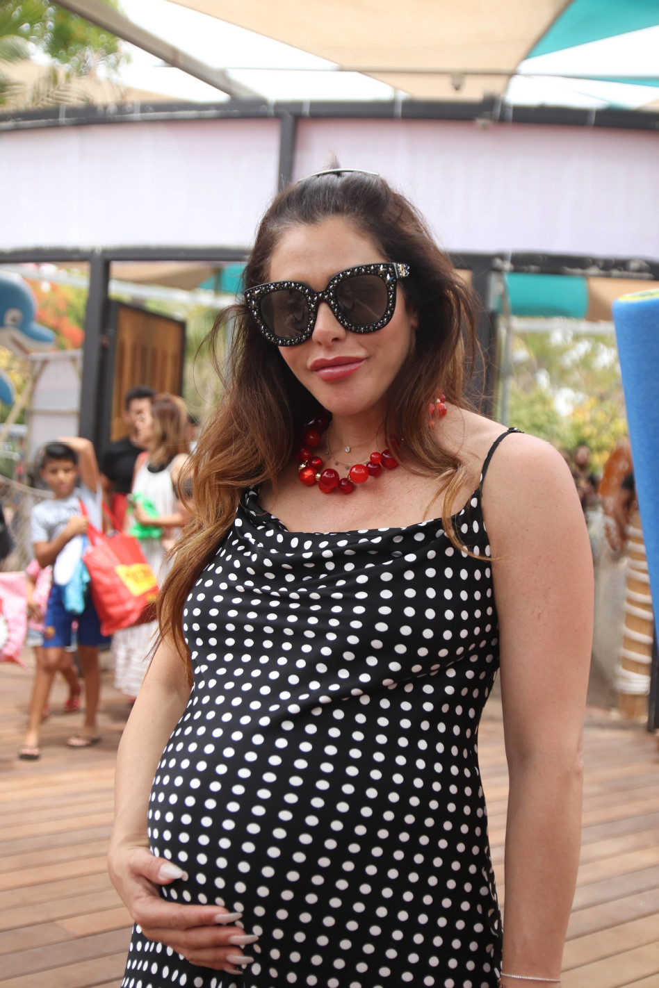 עוד חודש בחדר לידה. נעמה קסרי