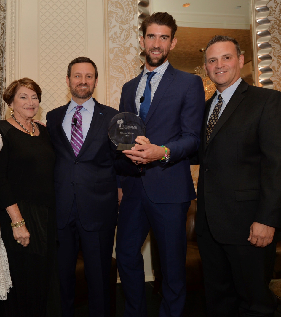 טוד רודרמן, מייקל פלפס, ג'יי רודרמן ומריסה רודרמן (צילום: סינדי לו)