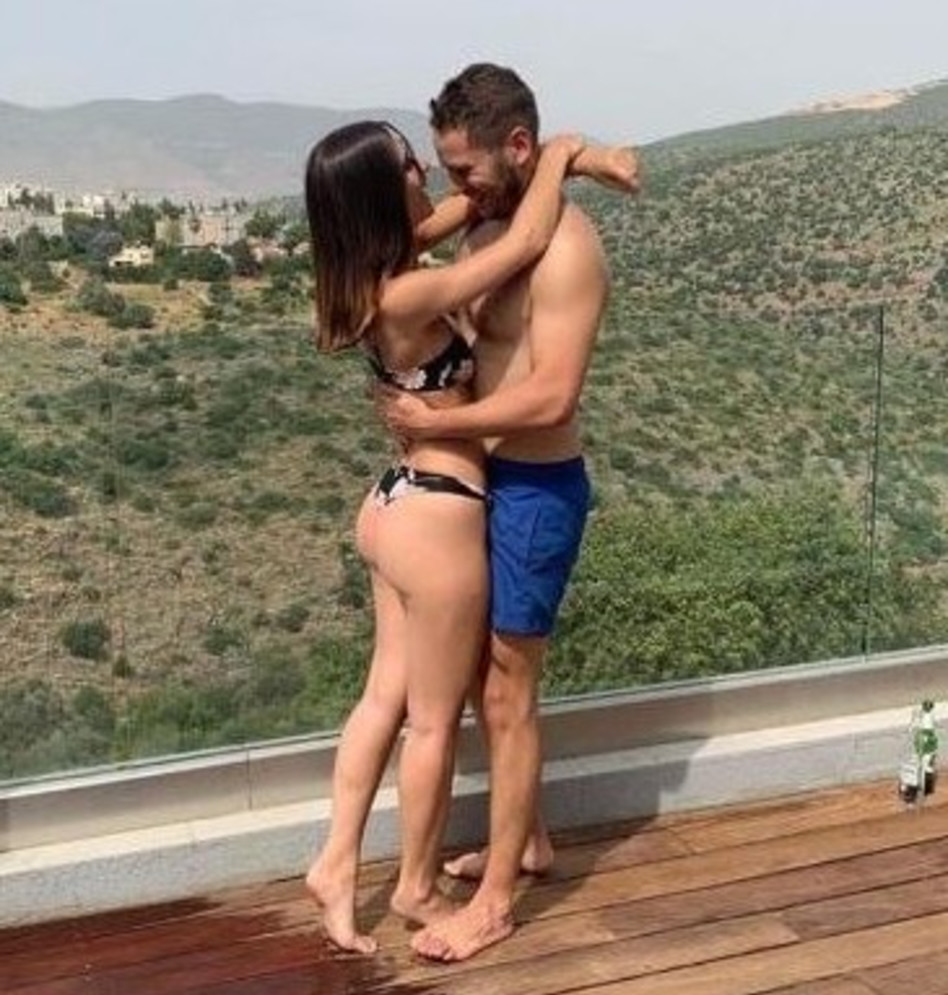 אבנר נתניהו ובת הזוג (צילום: אינסטגרם)