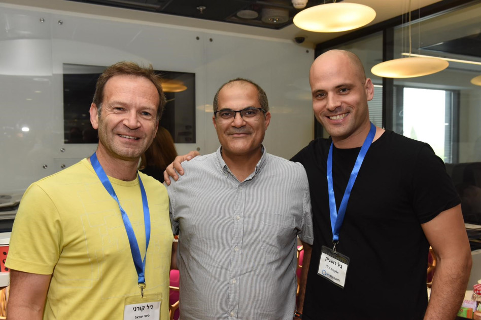 גיל רושניק, רוני צארום וניל קורני (צילום: מורג ביטן)