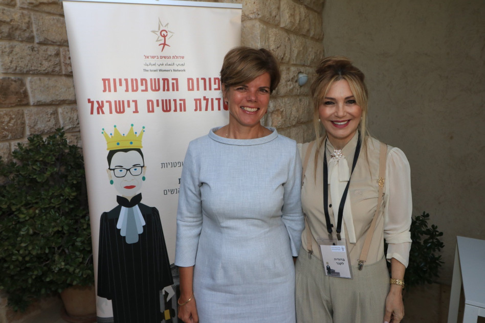 ברוריה לקנר ושארלוט סלנטה (צילום: יפעת יפה)