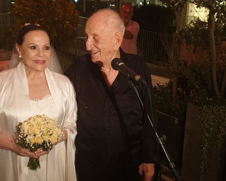 גילה אלמגור, יעקב אגמון (צילום: פרטי)