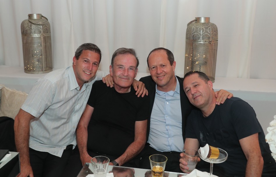 אלי ברקת, ניר ברקת, עמוס שפירא וערן ברקת (צילום: קמיליה אמנות הצילום)