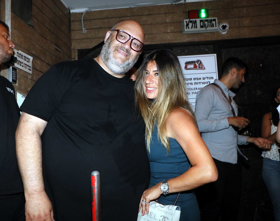 בביקור מולדת? מושיק רוט ושירן בן שושן