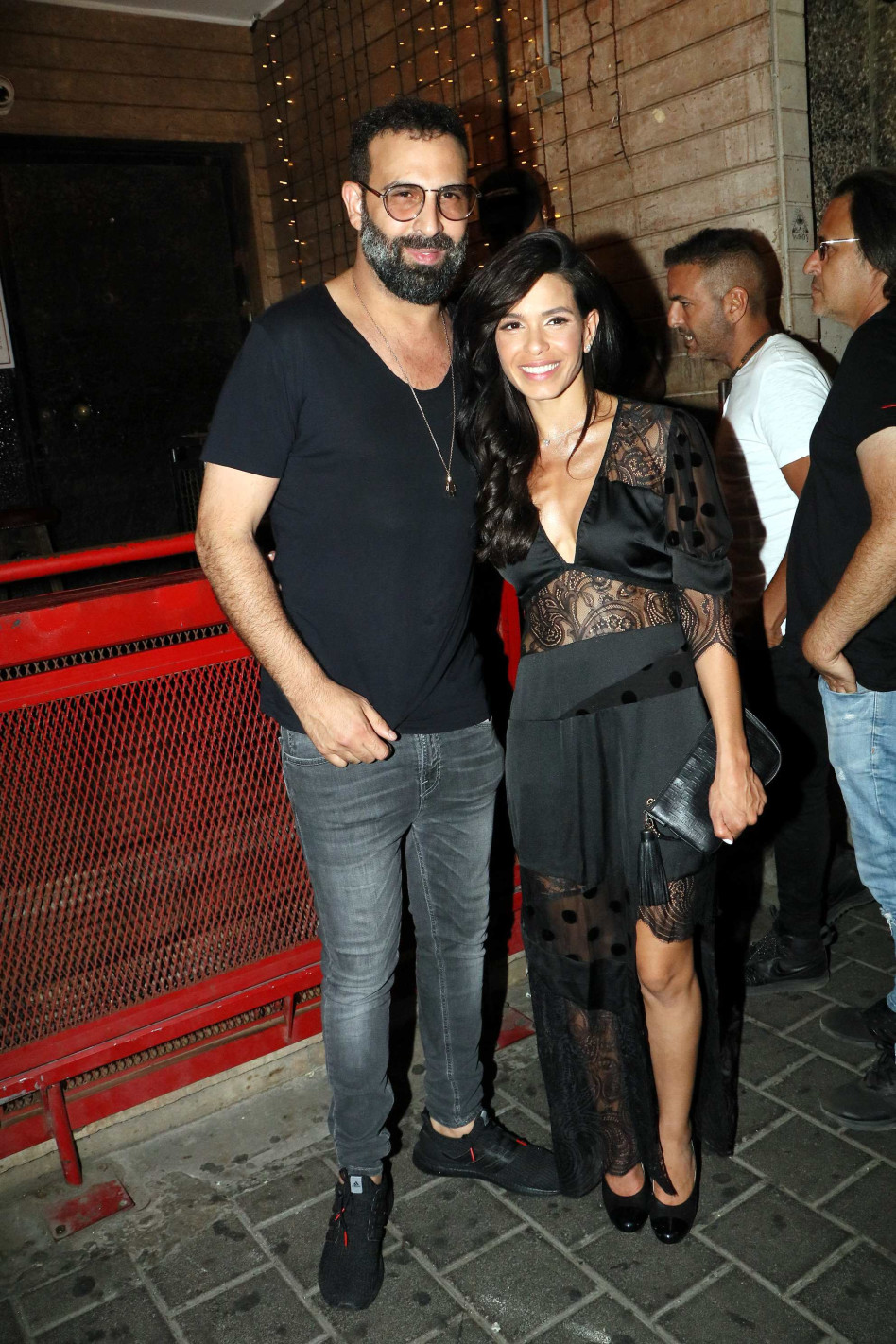 השקיעו בלוק. מיכל הקטנה וניר ויצמן