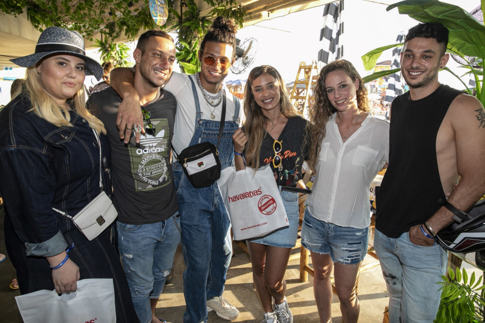 ישראל אוגלבו, קארין ושירן סנדל, אסף גורן, ג'וזי זירה ושמחה גואטה (צילום: לנס הפקות)