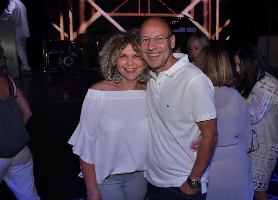 גיל וחדווה שרון (צילום: אביב חופי)