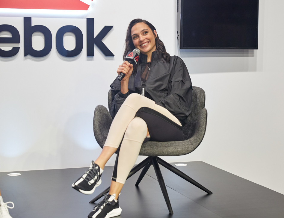 גל גדות בוחרת (צילום: שוקה כהן)