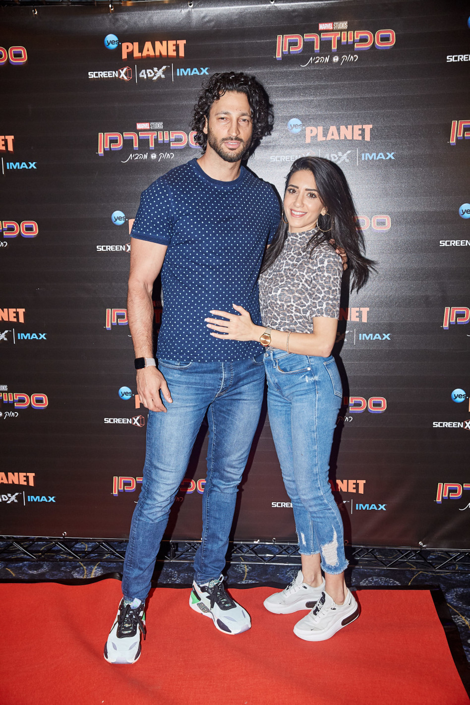 רציניים. בת אל לוי ואסף חנגרי (צילום: שוקה כהן)