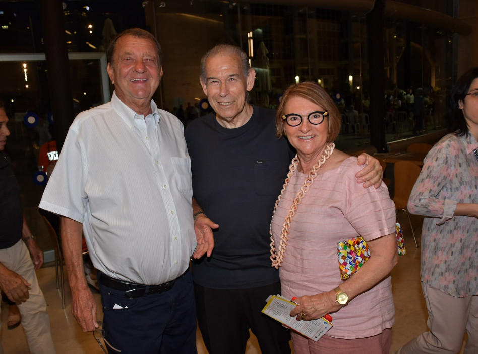 עירית ומושיק תאומים ואיזי שרצקי (צילום: אביב חופי)