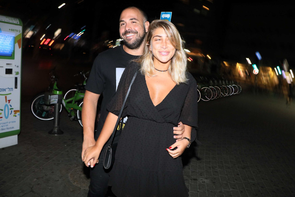 מחכים להזמנה (צילום: אמיר מאירי)